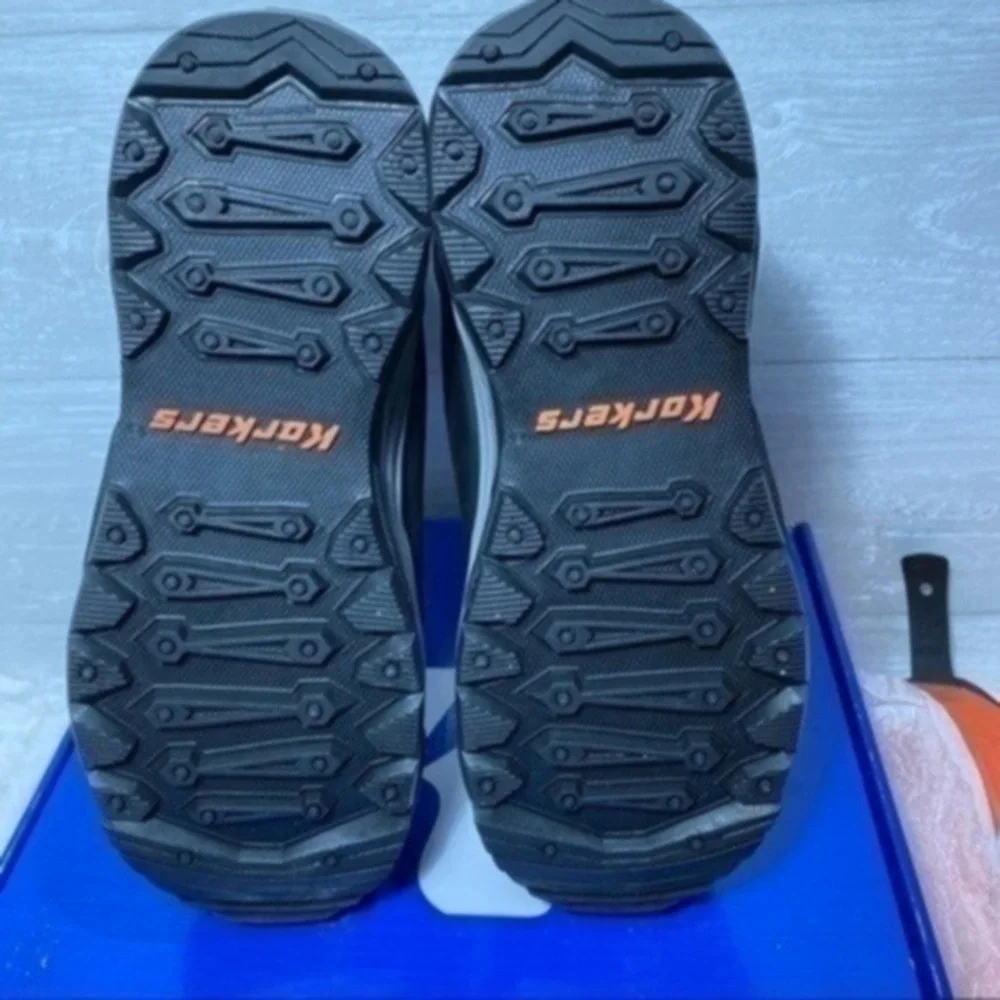 New Korkers Snowmageddon Boots size 9.5 color Black/Gray